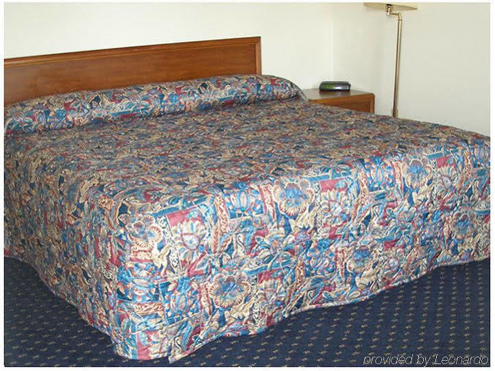 Motel Scottish Fayetteville